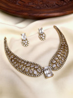Fancy kf Brass Gold-plated White Jewellery Set(Pack of 1)