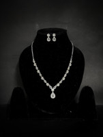 Red Carpet Divas Alloy Silver Jewellery Set(Pack of 1)