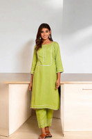 CFF Women Solid Straight Kurta(Green)