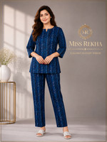 Miss Rekha Women Striped White, Blue Night Suit Set