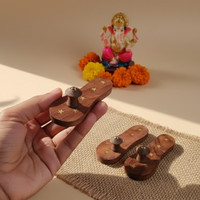 wooden cave guru-paduka Religious Footprint(Wooden)