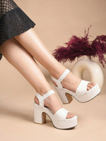 KICKLAB Women Wedges(White , 5)