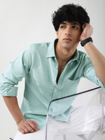 Urbano Fashion Men Solid Casual Light Blue Shirt