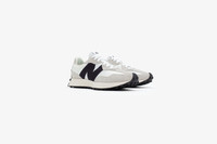 new balance Casuals For Men(White)
