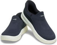 CROCS Inmotion Casuals For Men(Blue , 8)