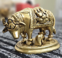 MAA HANDICRAFT KAMDHENU GAY Decorative Showpiece  -  7.5 cm(Brass, Gold)
