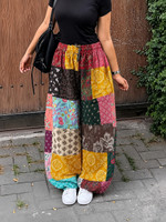 thv Regular Fit Women Multicolor Trousers