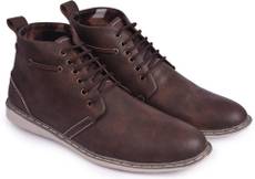 Andrew Scott Boots Image