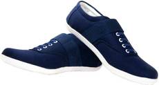 Big Wing Sneakers Image