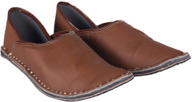 rajwadi mojdi ladies