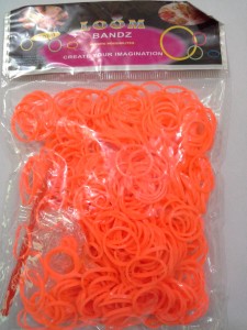 shatchi 600 orange loom band refill art craft kit toys with s clips & hook, special gift for birthday,anniversary,festival