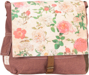 The House of Tara Floral Bag 13 L Medium Backpack
