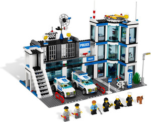 LEGO City Police Station City Police Station shop for LEGO products in India. Toys for 6 12 Years Kids. Flipkart