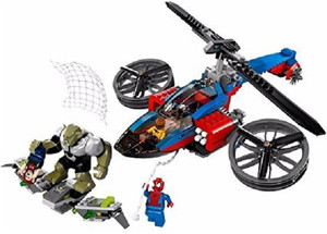 Montez 299 PCS Super Heroes DIY Spider Helicoper Rescue Block Set with Four Minifigures