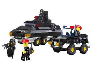 Sluban Armored Patrol 311 Piece Building Set
