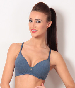 macrowoman sports bra