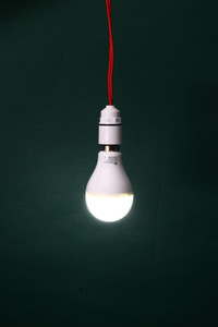 Syska Led Lights 18 W B22 LED Bulb