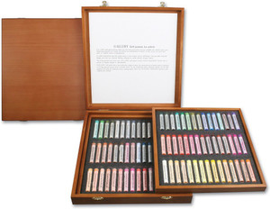 Mungyo Round Shaped Gallery Artists' Extra Fine Soft Pastels - Wooden Box Full size Washable Crayons