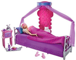 BARBIE Bed To Breakfast Deluxe Bedroom and Doll Set Bed To