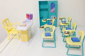 gloria classroom playset