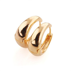 Vaishnavi High Quality 24kt Gold Coated Long Lasting Non-Allergic Bollywood Style Copper Huggie Earring