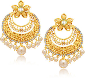 Sukkhi Youthful Alloy Chandelier Earring