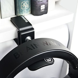 Brainwavz Hengja - The Headphone Desk Hanger Headphones