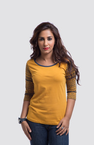 Cult Fiction Solid Women's Scoop Neck Multicolor T-Shirt