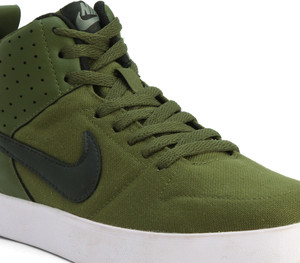 nike liteforce iii sneakers
