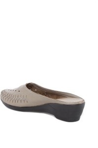 catwalk beige wedges