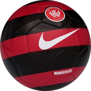 Retail World wanderes red Football -   Size: 5