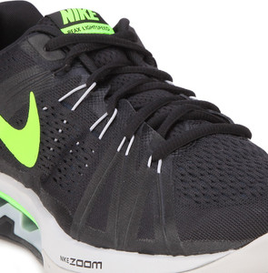 nike reax green and black