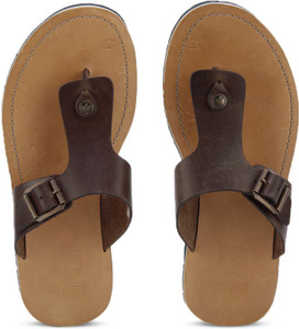 clarks brown leather flip flops