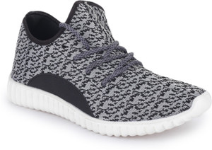 neksun sports shoes price