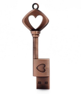 Rajkavi Heart Key USB Flash 16 GB Pen Drive Driver Memory Stick USB Thumb Stick Waterproof Retro Metal Key Ring pendrive 16 Pen Drive(Brown)