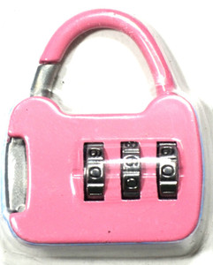 School bag with lock clearance