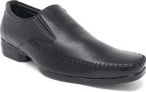 Bata Slip On