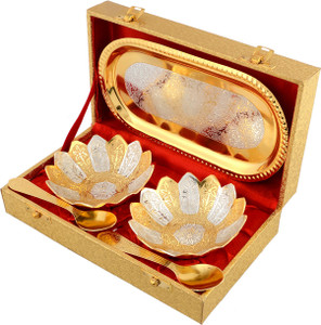 Brass Diya For Diwali Decoration Handmade Oil Lamp With Golden Engraved  Made Of Virgin Brass Metal Diwali Diya Vilakku For Puja Pooja Traditional  Indian Deepa Wali Gift Items at Best Price in
