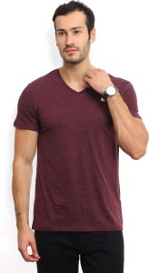 united colors of benetton solid men v-neck maroon t-shirt 17A3PCMJ4444I28Z