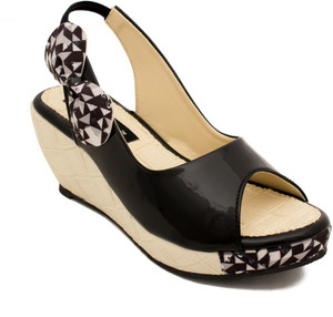 Adjoin Steps Women Black Wedges