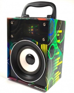 Portable speaker with sales pendrive support