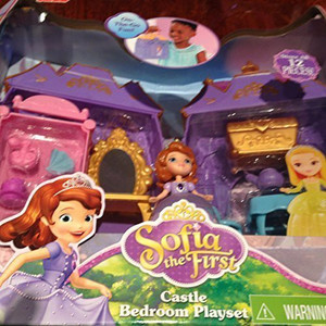 Sofia the first top castle bedroom playset