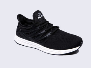 sports shoes price 300