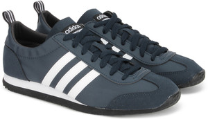 Adidas vs on sale jog shoes