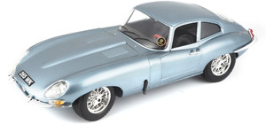 Bburago Die Cast 1:18 Scale E- Type Coupe 1961 car - Die Cast 1:18 