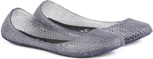 Bata top plastic bellies
