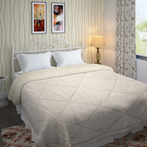 Bombay Dyeing Solid Double Comforter for Mild Winter Buy