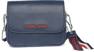 Tommy jeans discount boxy crossover