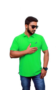 UOMO Solid Men's Polo Neck Green T-Shirt
