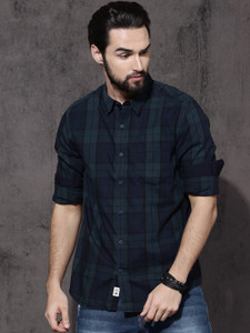 Dark blue check shirt hot sale combination